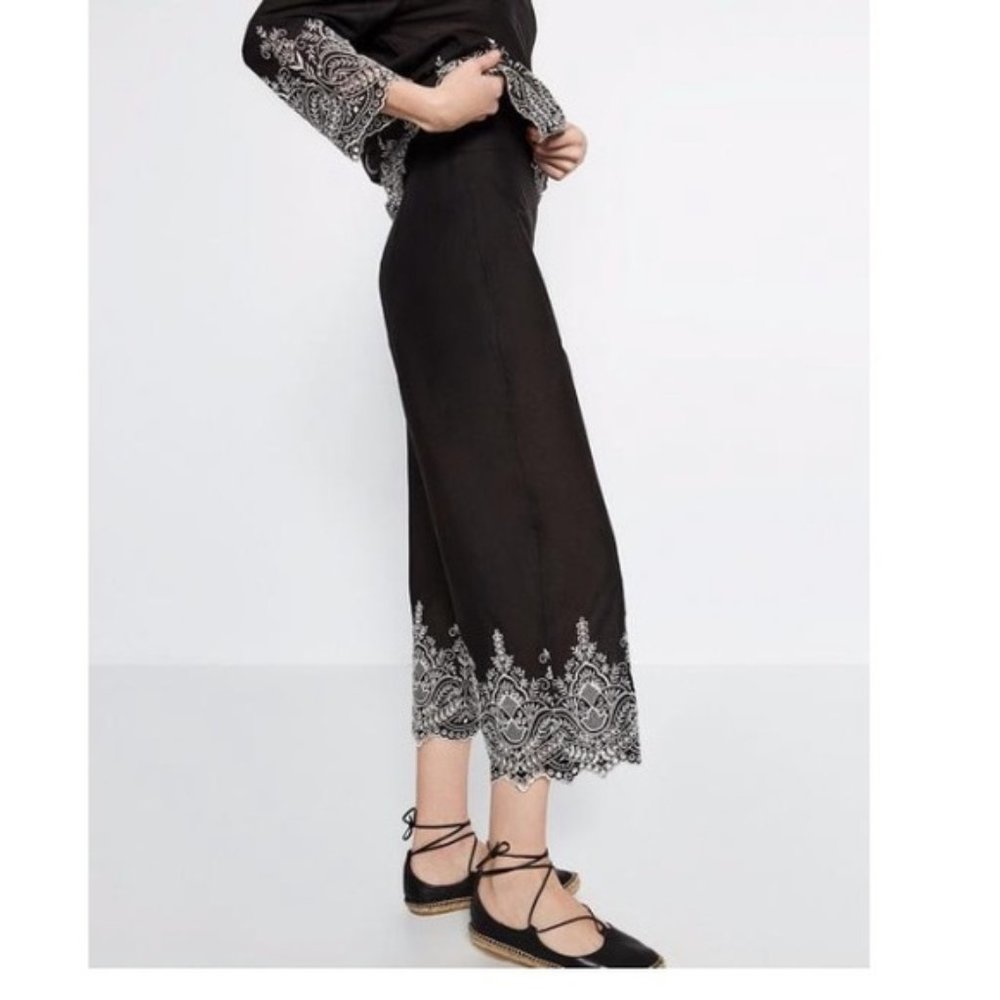 Zara Black Cotton Pants with White Embroidery Size Large